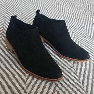Aldo black suede booties